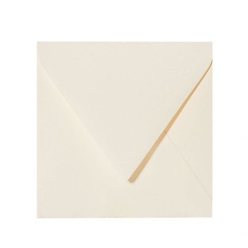 Square envelopes 4,33 x 4,33 in light cream with a...