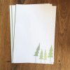 Weihnachtsbriefpapier inkl. passenden DIN lang Umschläge 110x220 mm mit Haftklebung, DIN A4 Papier  Weihnachtspapier 50er-Set Baumfamilie