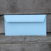 Enveloppes longues Din avec bandes adhésives 11x22 cm bleu clair